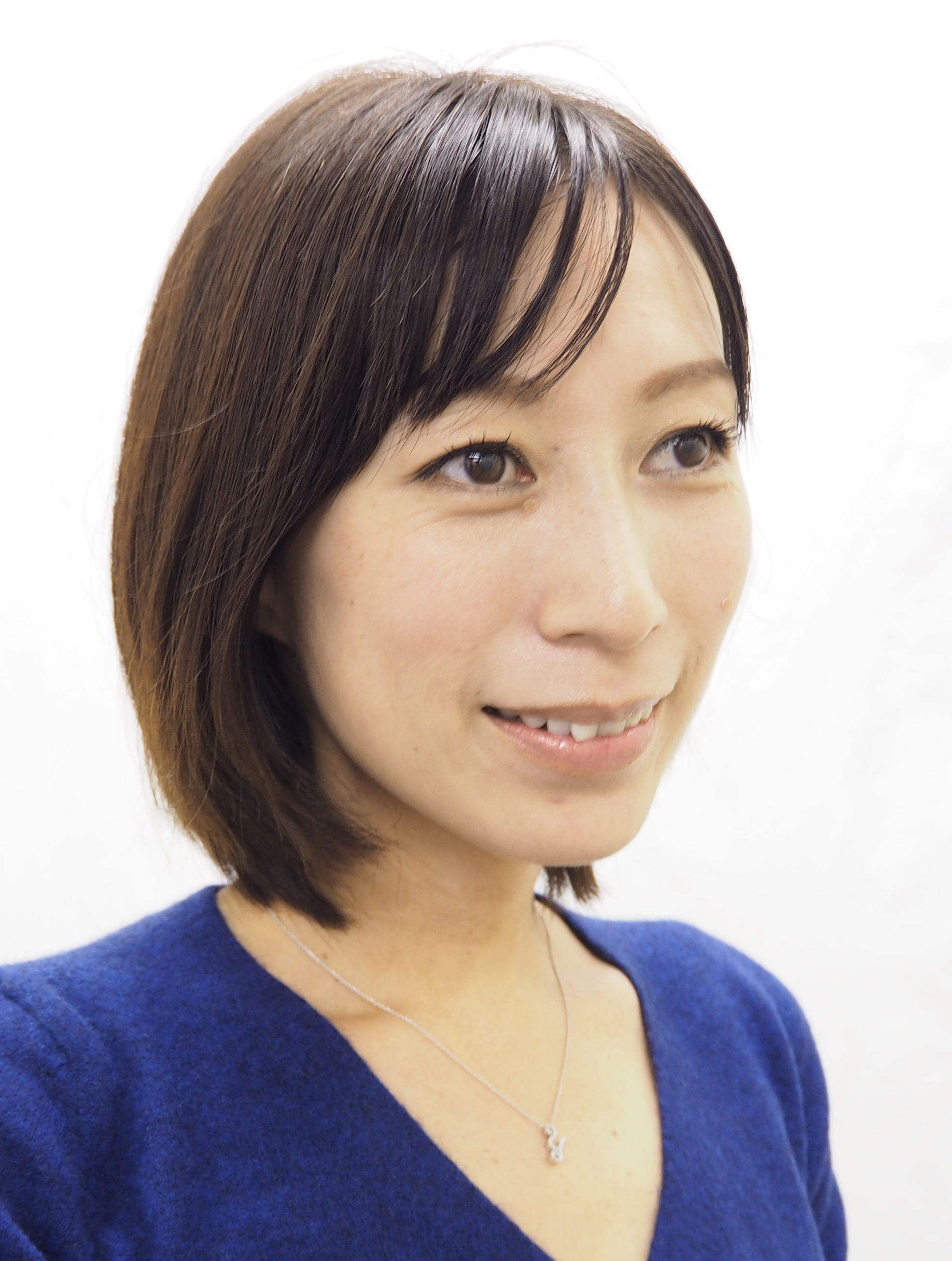 安岡 あゆみ