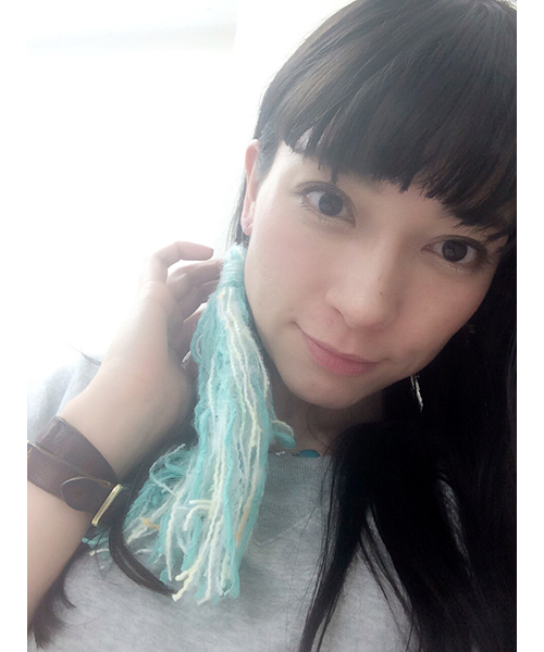 【HAPIRU】【ハンドメイド】　ふわふわタッセルチタンピアス 【ミント】