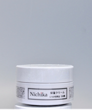 にちか保湿クリーム　内容量30g